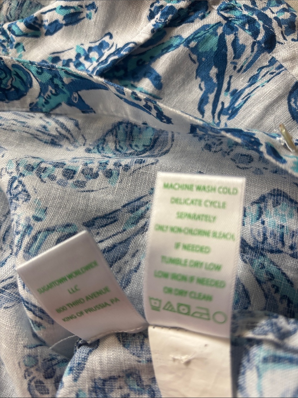 LIlly Pulitzer. Sea view button down linen top. - Picture 8 of 8